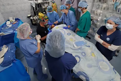 global-missions-peru-group-procedure-800x800