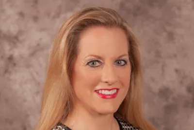 Headshot of Lisa Bemboom.