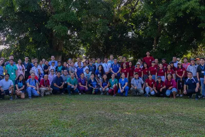 global-missions-peru-large-group-800x800