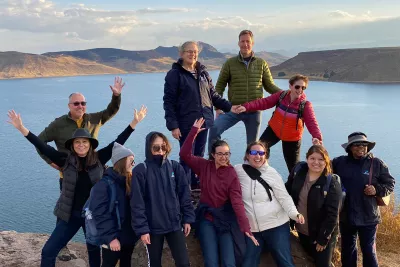 global-missions-peru-group-lake-800x800