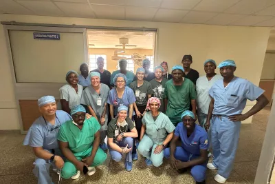 surgical-team-posing