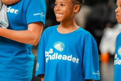 Orlando Valkyries fans on the court