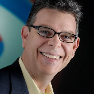 A portrait picture of author Keith Lowe