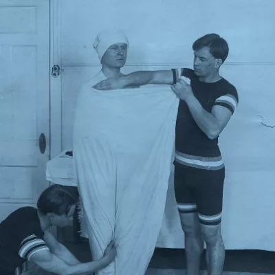Nurses treating a patient for smallpox