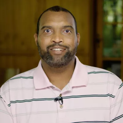 Portrait of Ray Forsythe.