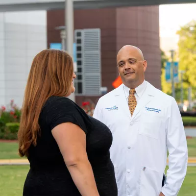 Bariatrics patient speaking to her provider