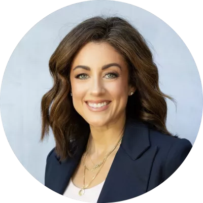 Kristen McCall headshot