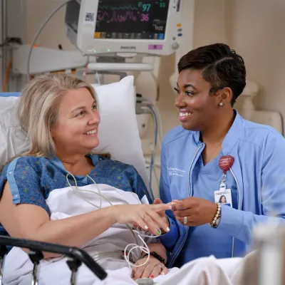 a-patient-in-the-er-smiling-at-a-doctor