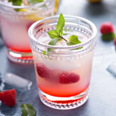 raspberry-mint-iced-green-tea-whi-recipe