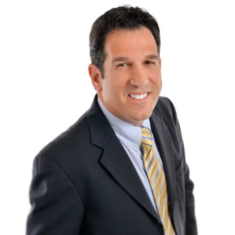 A portrait picture of author Tony Ferretti