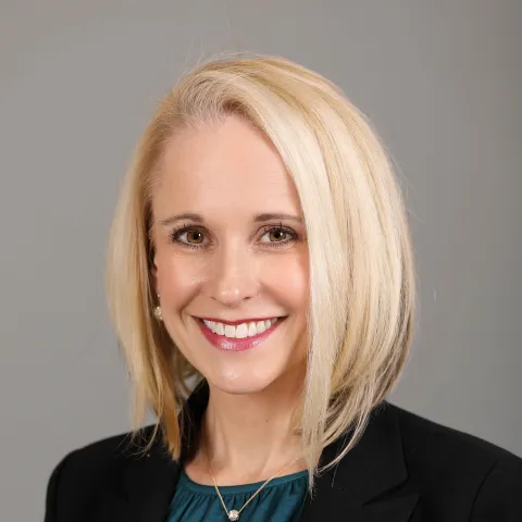 Headshot of Molly Reynolds.