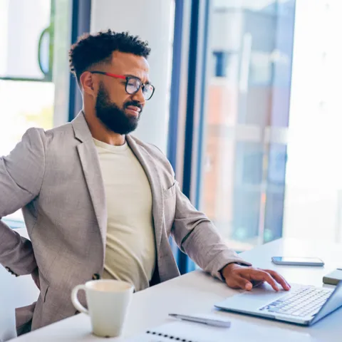 whi-back-pain-at-work