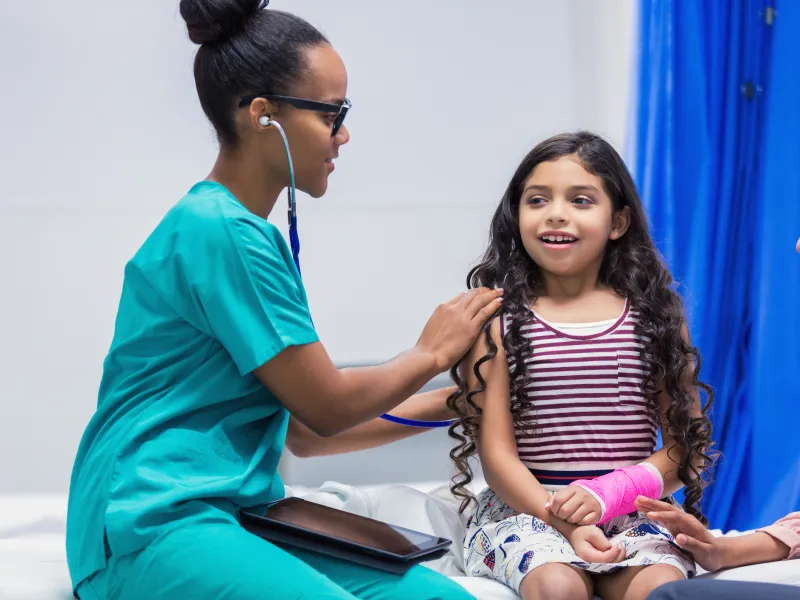 Urgent Care Girl With Nurse