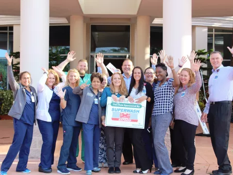 AdventHealth Palm Coast Nurses Receive Free Carwashes