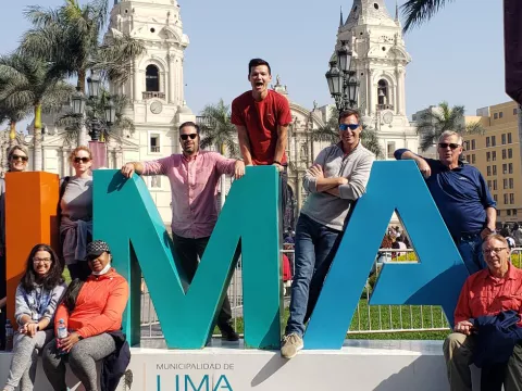 global-missions-peru-whole-group-lima-800x800