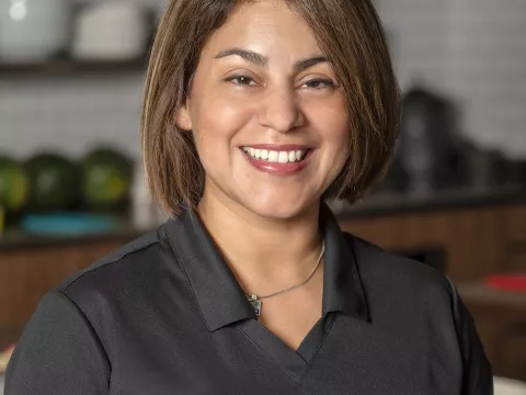 image of Angela Fals