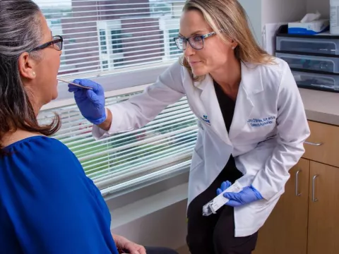 Cory-Obrien-Patient-Tongue-Decompressor