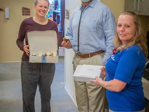 AdventHealth Hendersonville Delivers Special Gift to Physicians for Doctor’s Day