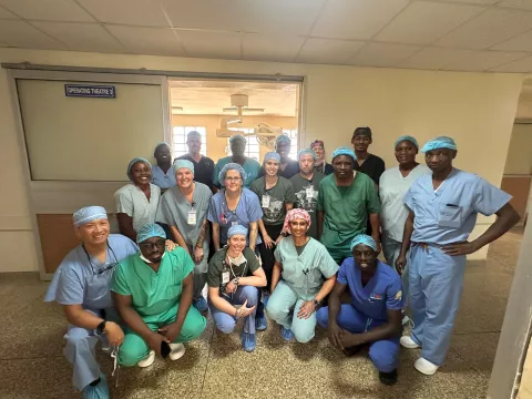 surgical-team-posing