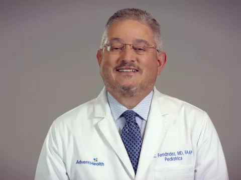 Carlos Fernandez, MD, FAAP (Spanish Version)