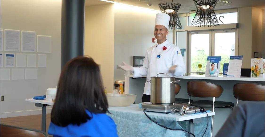 Edwin Cabrera, executive chef with AdventHealth’s Center for Nutritional Excellence, presented a class on nutrition. 