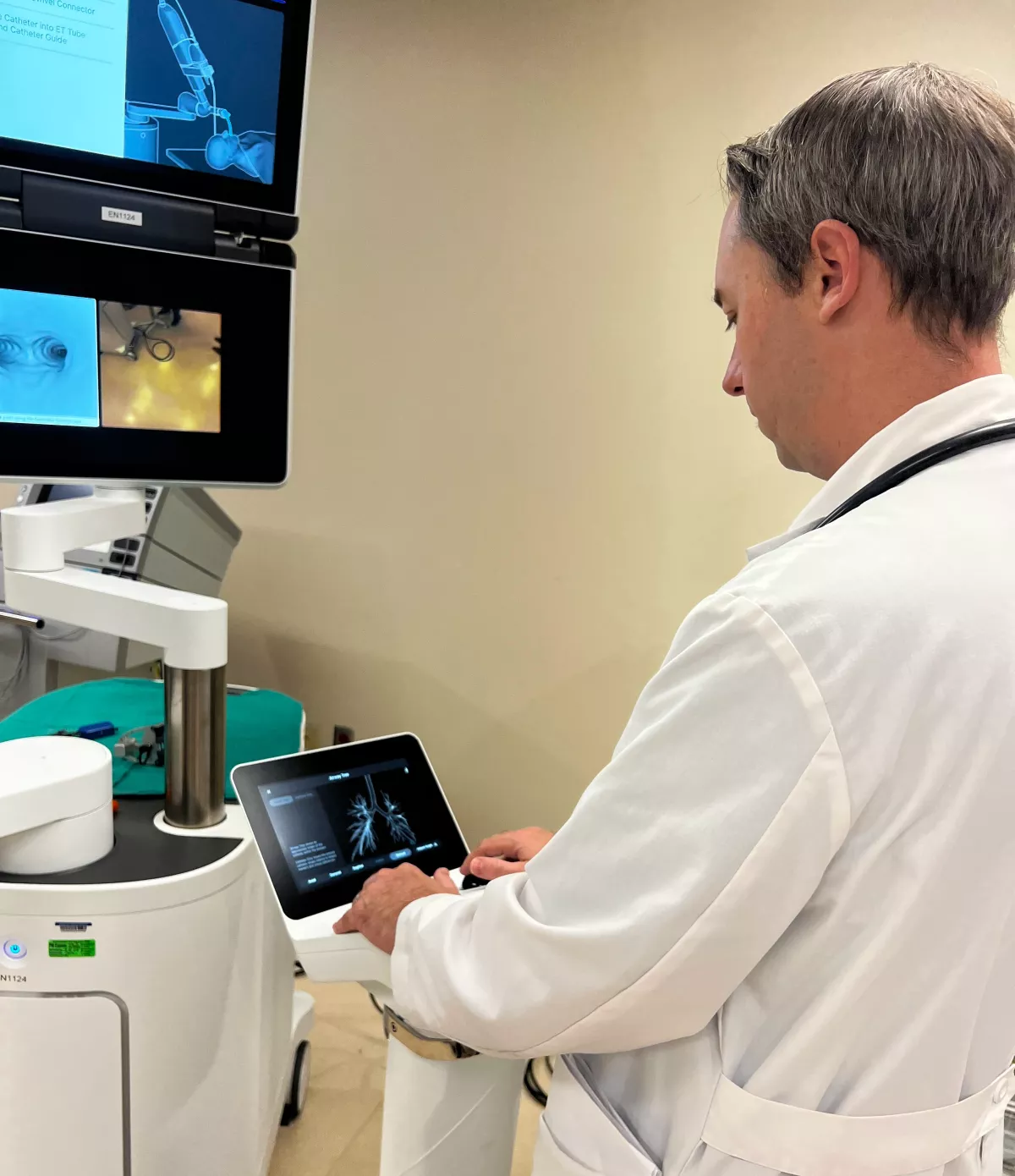 AdventHealth Waterman now performs robotic-assisted procedure for early lung cancer detection
