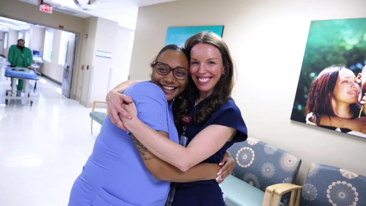 Nurse helps colleague by donating her car