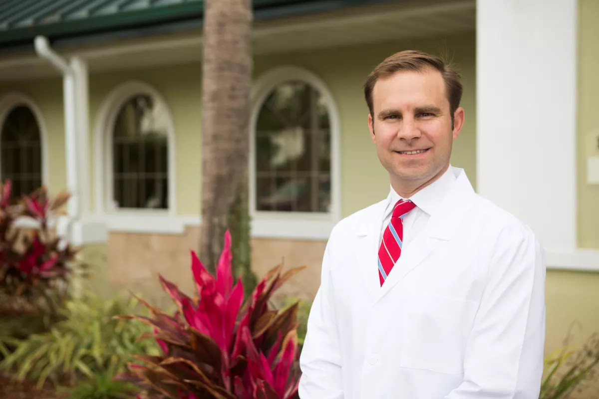 Orthopedic Surgeon Dr. Scott A. Putney 
