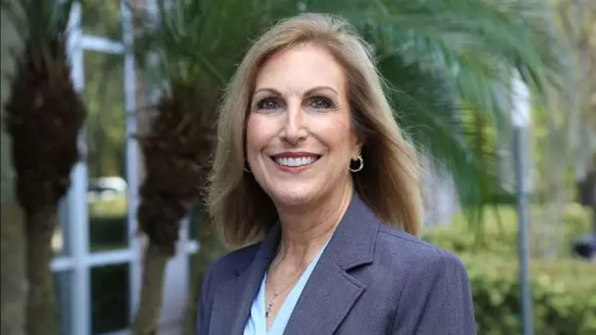 Dr. Robin McGuinness